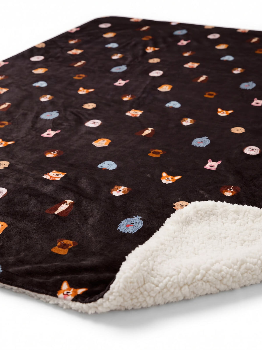 Sherpa backing detail on the black Doggy Dreams Dog Blanket from WOOF
