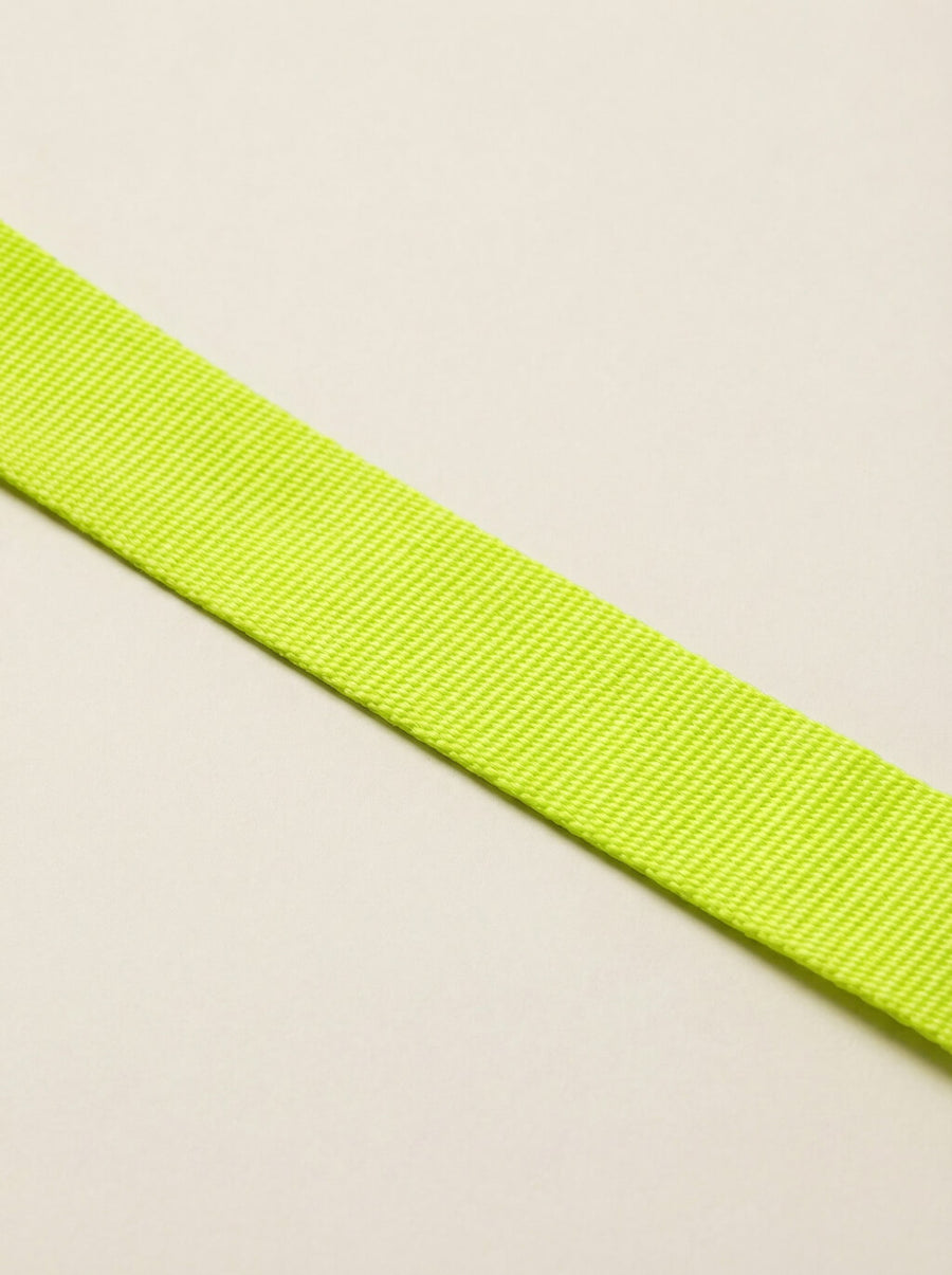Leash handle detail on the neon green set from WOOF